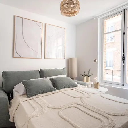 Cosy 1br, Newly Renovated - | By Airnest *